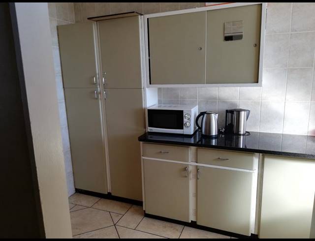 4 BEDROOM APARTMENT FOR SALE IN SUNNYSIDE